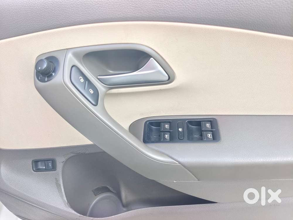 Volkswagen Vento 2013-2015 1.2 Tsi Highline At, 2015, Petrol