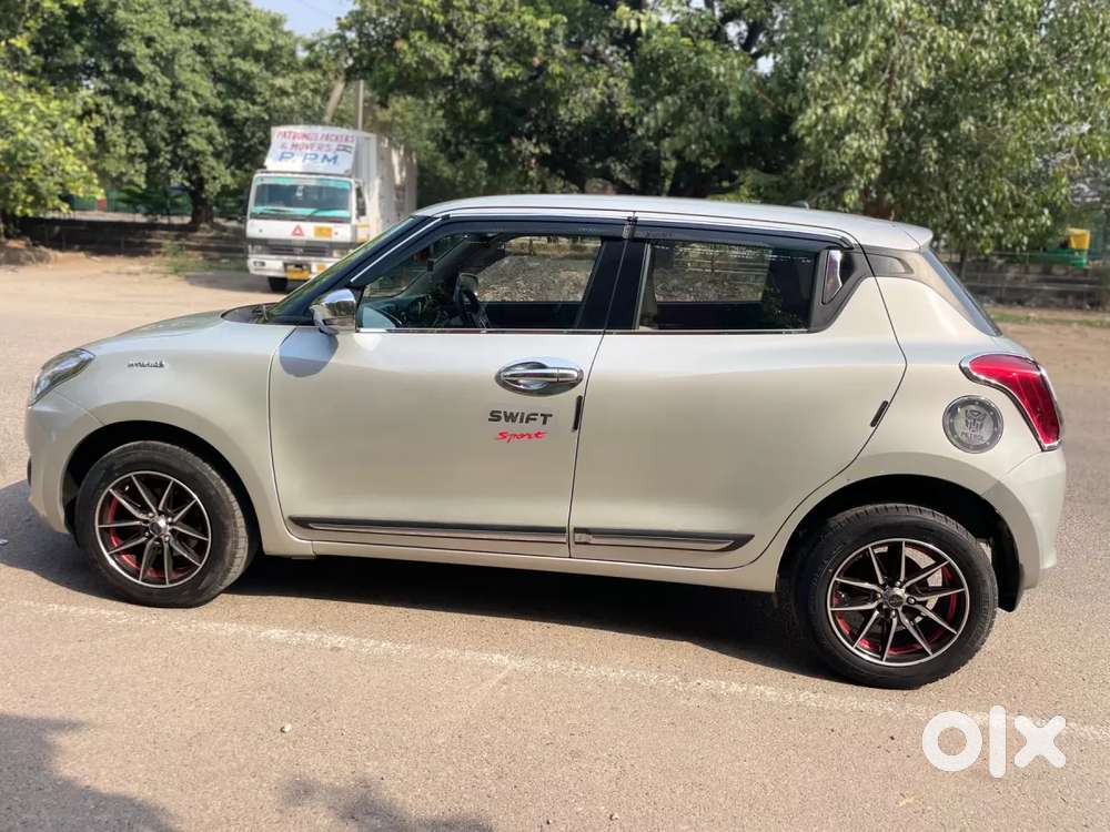 Maruti Suzuki Swift Vxi, 2021, Petrol