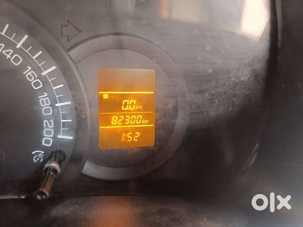 Maruti Suzuki Swift Dzire Ldi Optional, 2017, Diesel