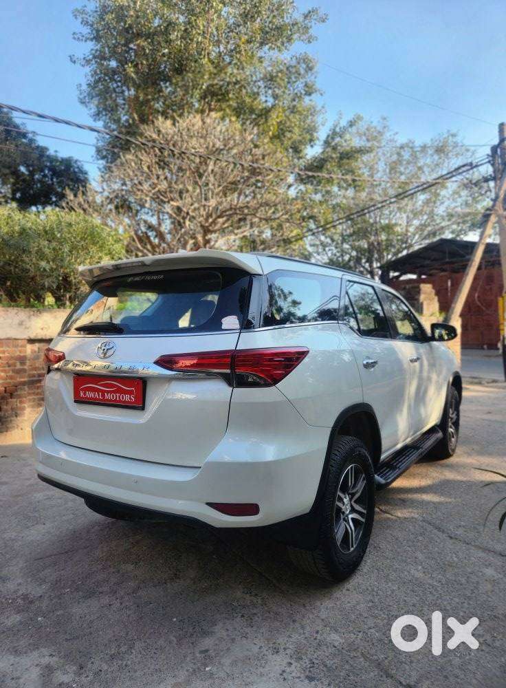 Toyota Fortuner 4x2 At 2.8 Diesel, 2018, Diesel