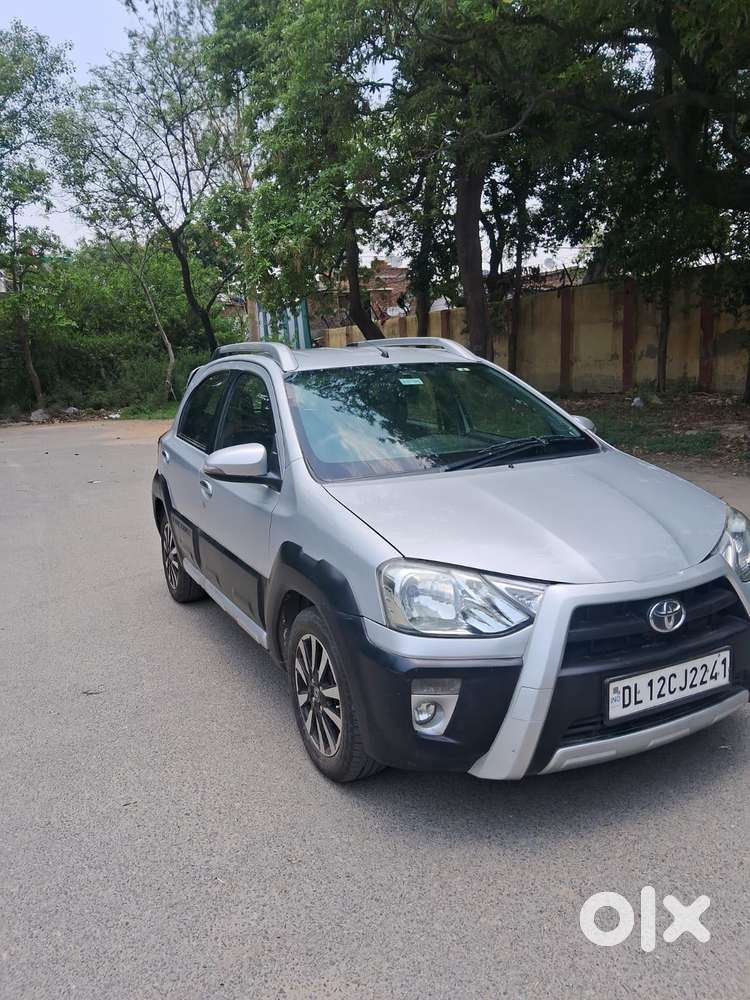 Toyota Etios Cross 1.5l V, 2015, Petrol