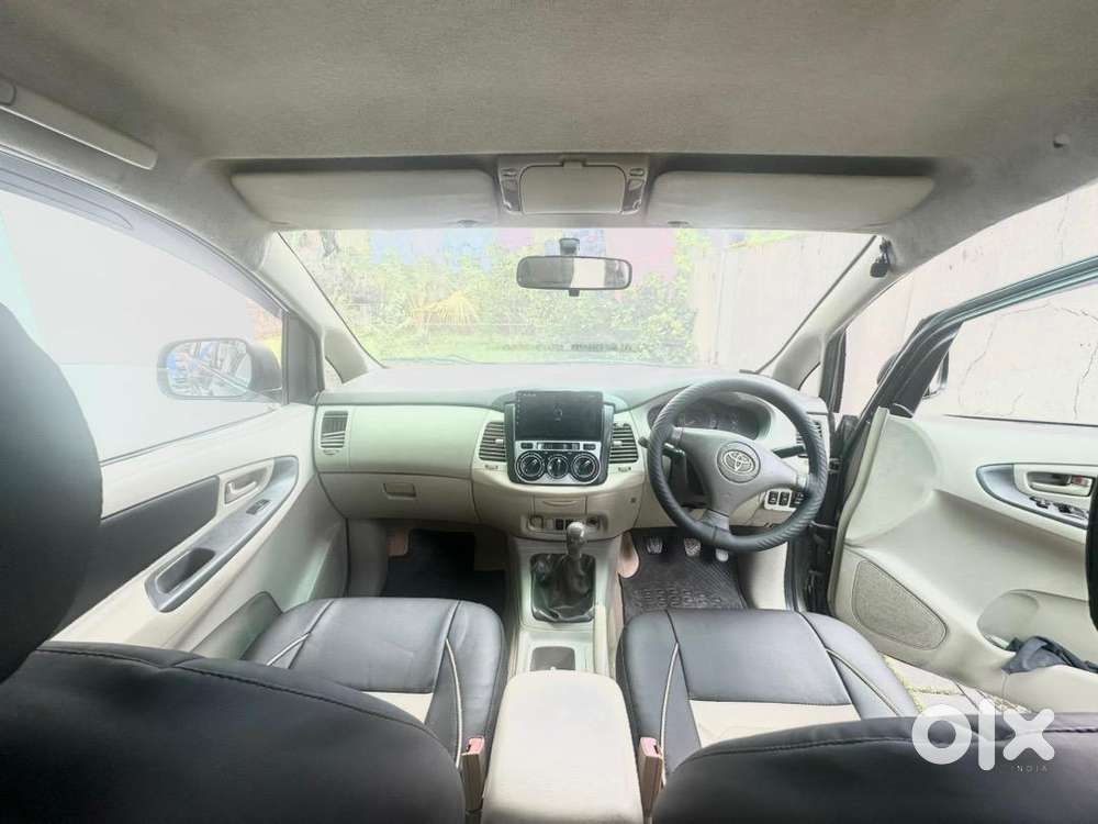 Toyota Innova Diesel Car 2010