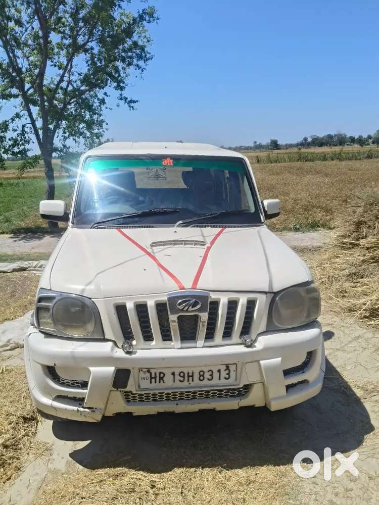 Mahindra Scorpio 20012