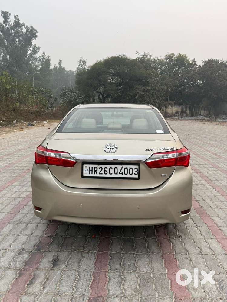Toyota Corolla Altis Vl At, 2015, Petrol