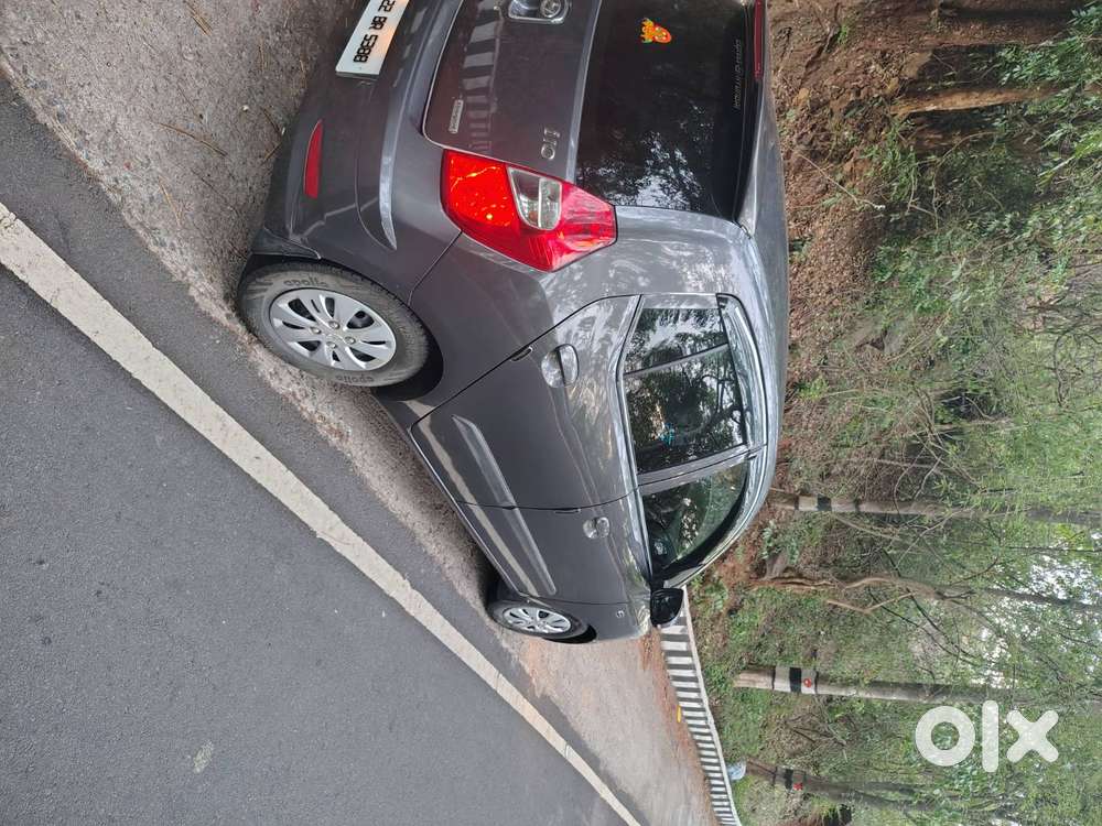 Huymdai-i10 Magna, 2011 Model, 2nd Owner, Low Kilometer, Km- 57,300,