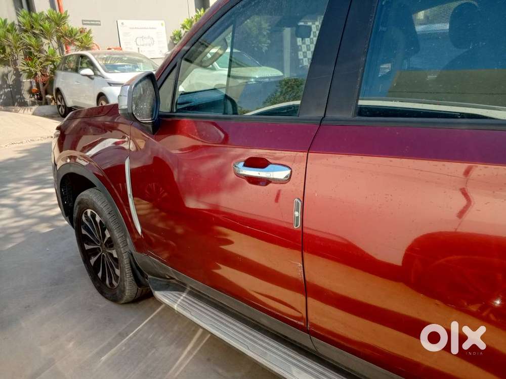 Mg Gloster, 7 Seater Suv 4×2 Super Model ,agate Red Color  Of 5th Year