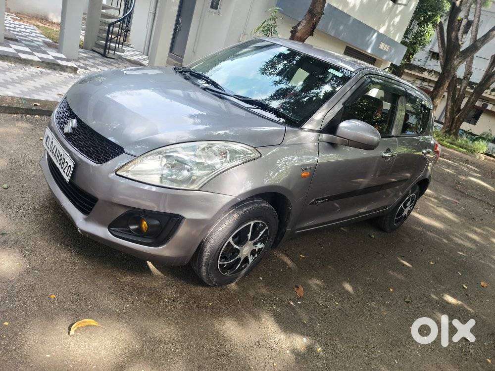 Maruti Suzuki Swift Lxi Optional-o, 2016, Petrol