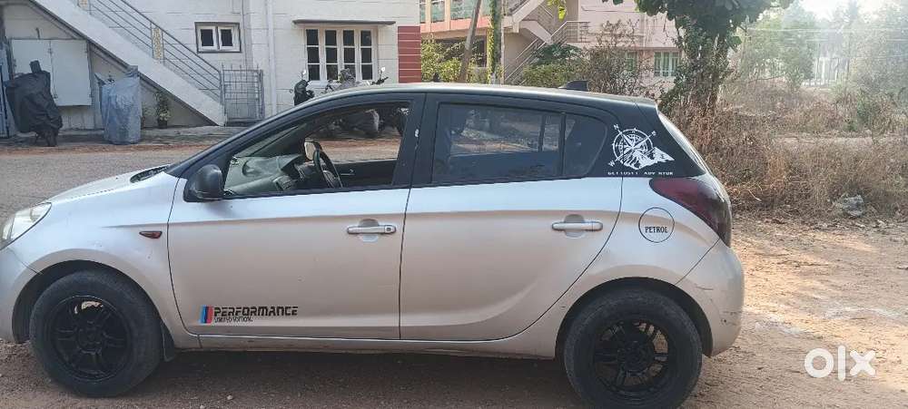 Hyundai I20 Magna 2011 Car