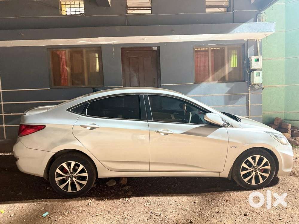Hyundai Verna Diesel 2012 (ka38passing)