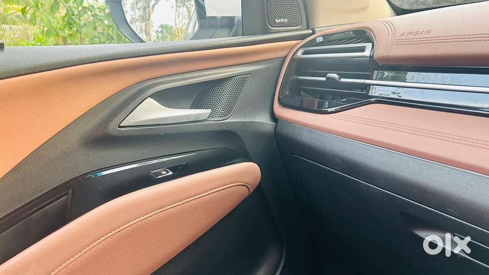 Mg Hector Plus 2025 Diesel 10250 Km Driven