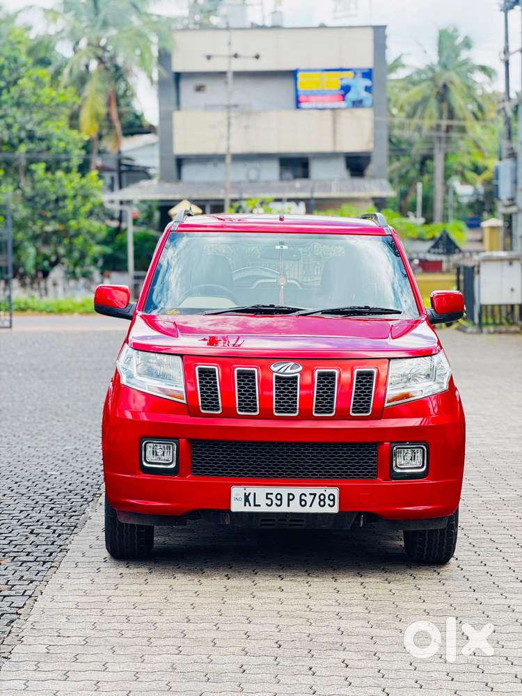 Mahindra Tuv 300 Mhawk100 T8 Amt, 2017, Diesel