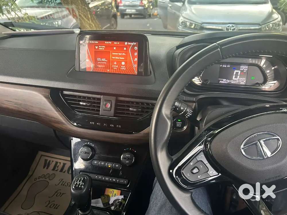 Tata Nexon 2022 Kaziranga Edition Petrol