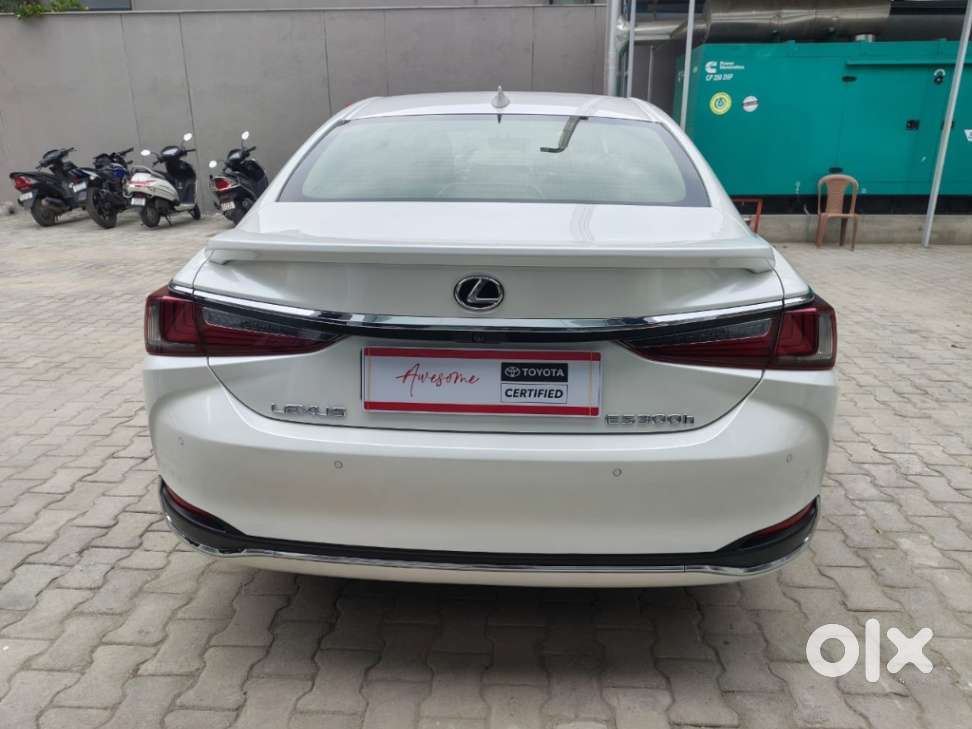 Lexus Es 300h, 2023, Petrol