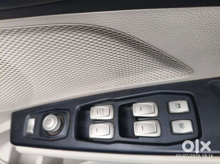Mahindra Xuv300 W6, 2020, Petrol