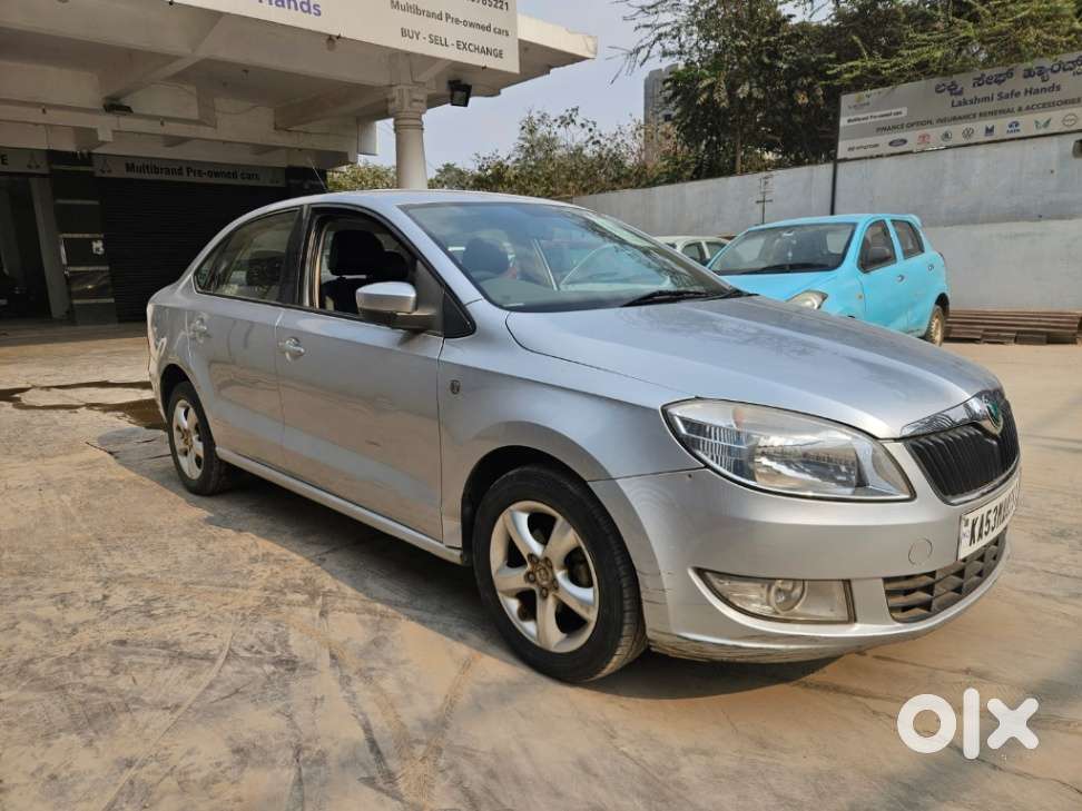 Skoda Rapid Elegance 1.6 Tdi Cr Manual, 2012, Diesel