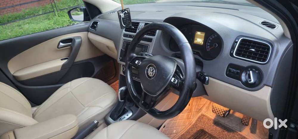 Volkswagen Vento 1.5 Highline Plus At 16 Alloy, 2016, Diesel