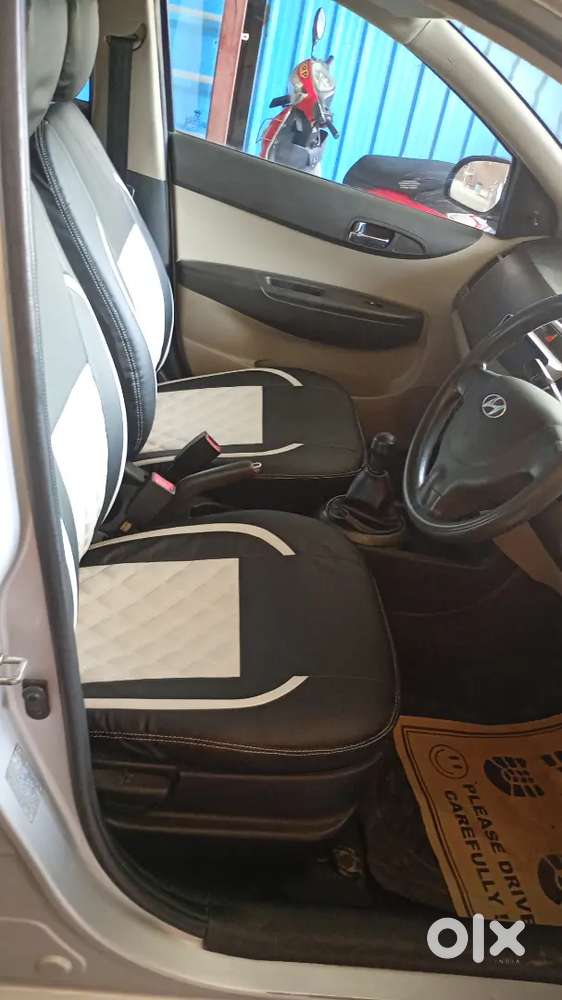 Hyundai I20 1.2 Era 2013 - Delhi Registration
