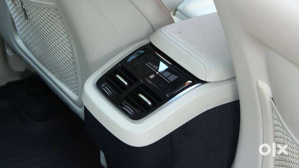 Volvo Xc60 Inscription, 2025, Petrol