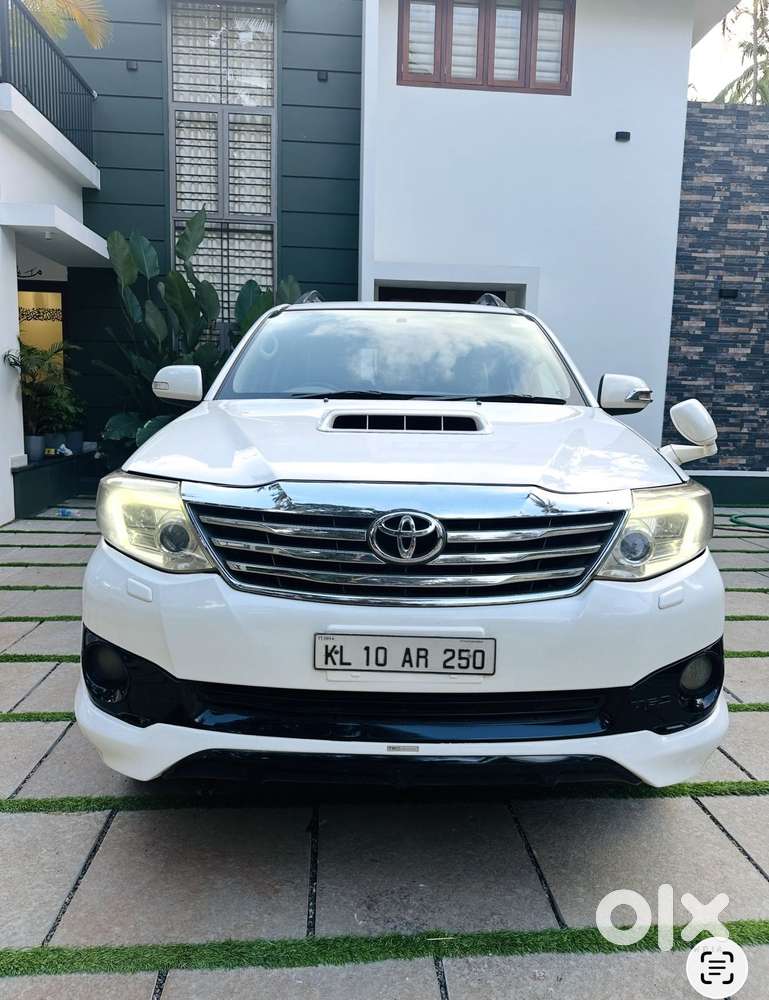 Toyota Fortuner 3.0 4x2 Automatic, 2014, Diesel