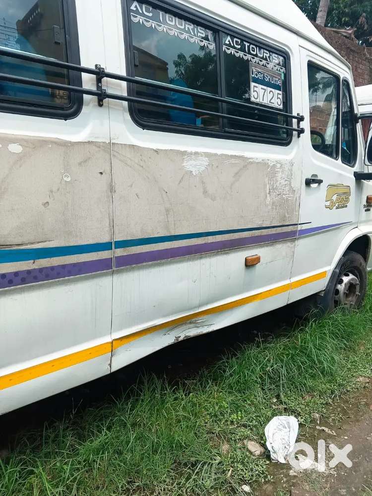 Force Traveler 26 Seater Diesel 2023
