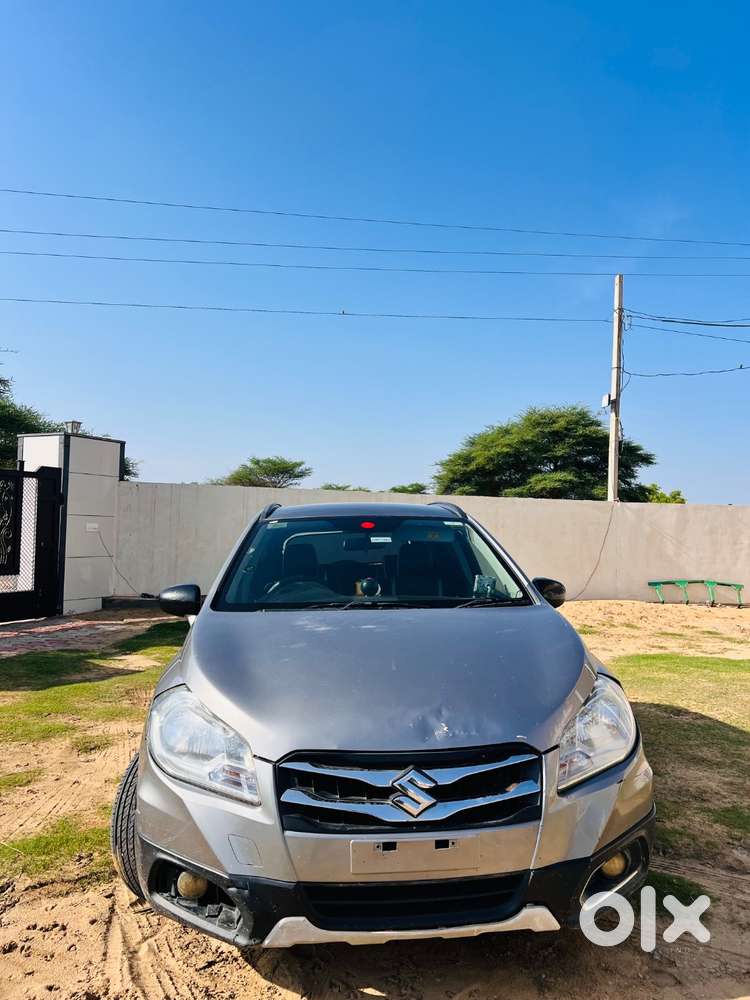 Maruti Suzuki S-cross 2016 Diesel Well Maintained