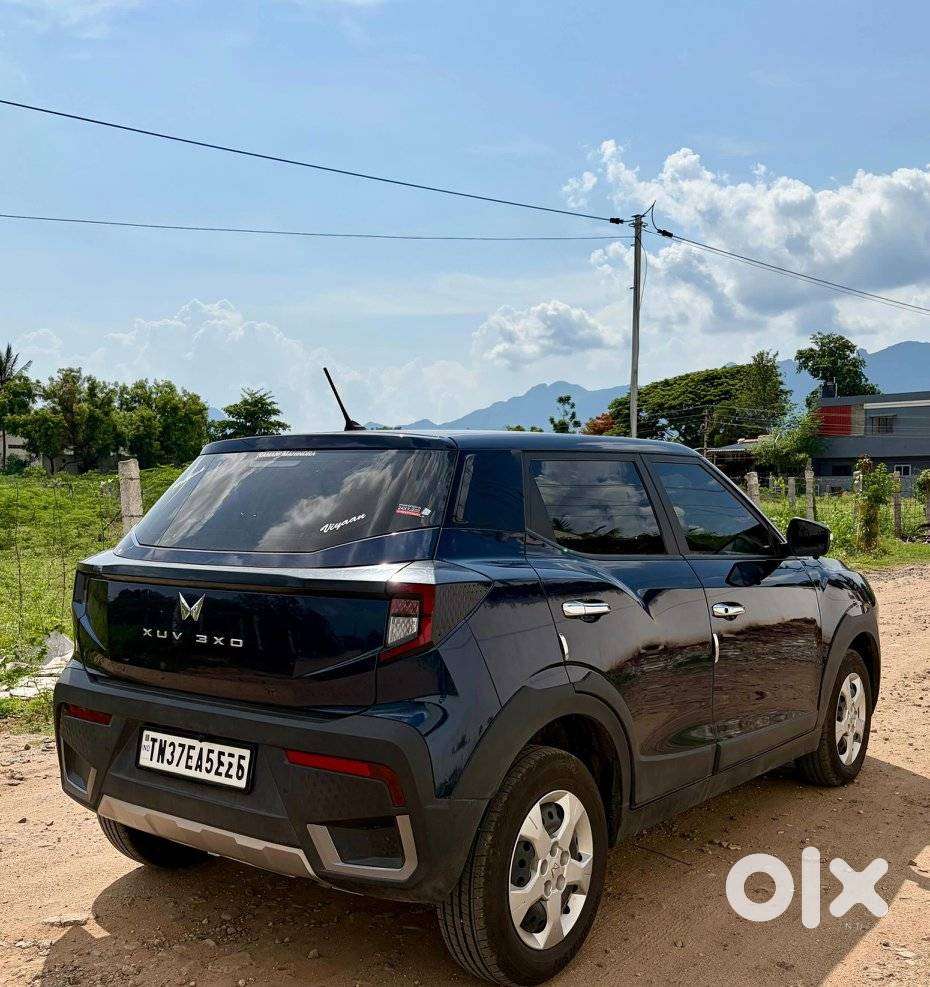 Mahindra Xuv 3xo Mx3, 2025, Petrol