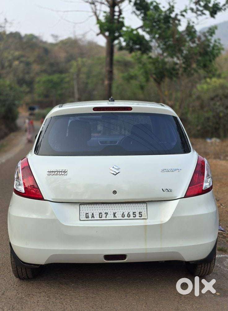 Maruti Suzuki Swift Vxi + Manual, 2014, Petrol