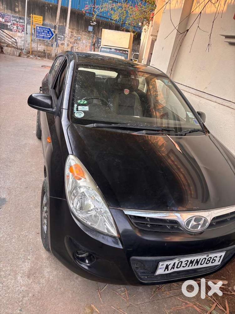 Hyundai New I20 2010 Petrol 85000 Km Driven