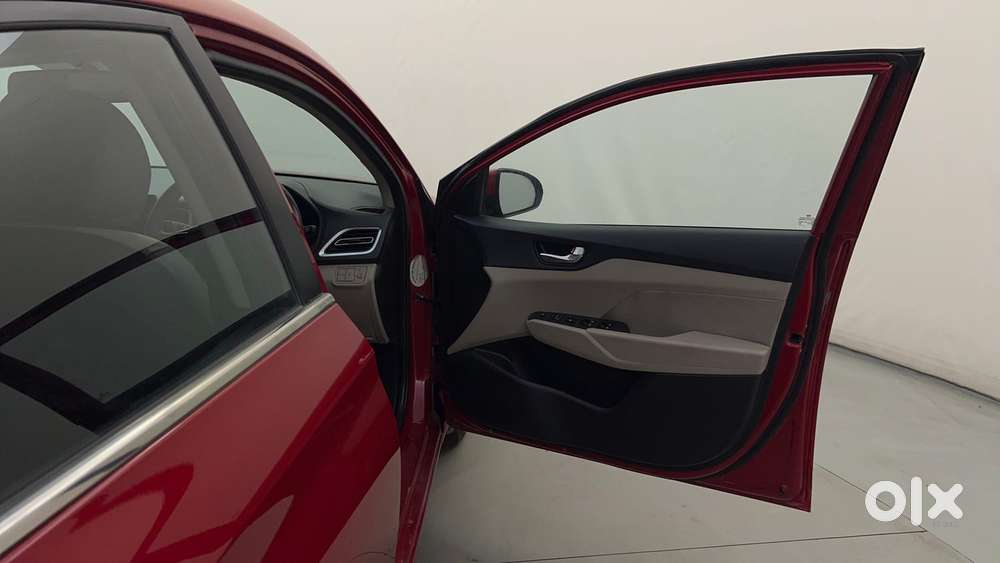 Hyundai Verna 1.5 Sx Ivt, 2020, Petrol