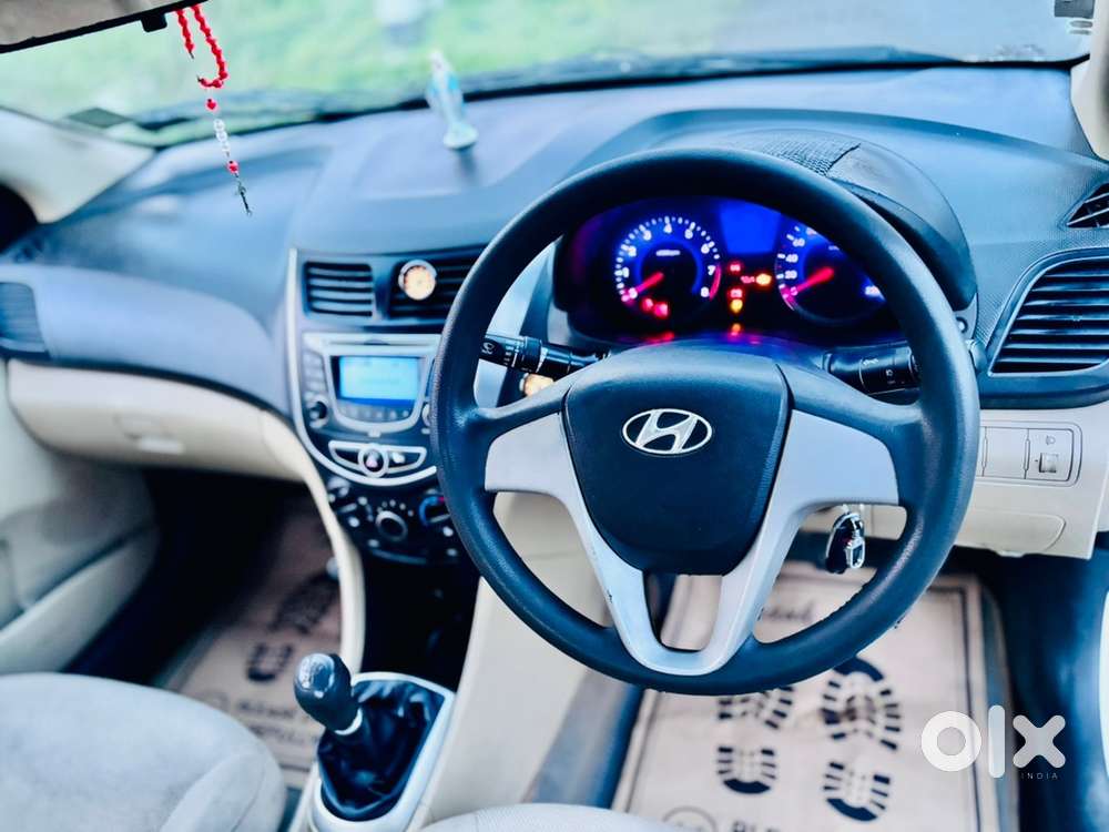 Hyundai Verna Petrol Manual 2011