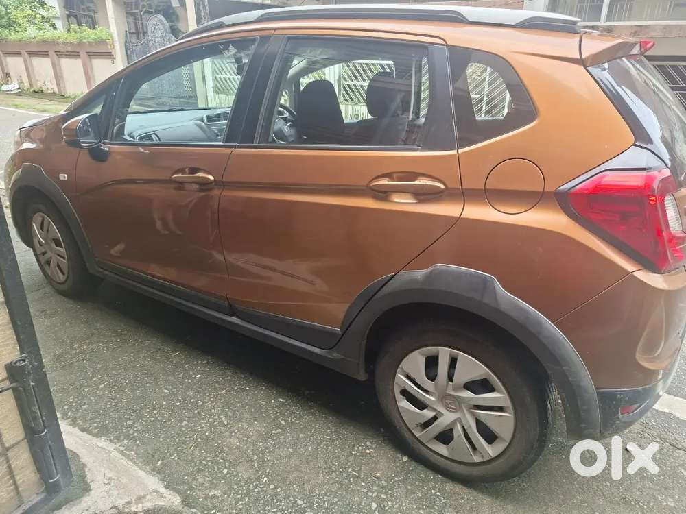 Honda Wr-v 2017 Petrol 54700 Km Driven. Well Maintained