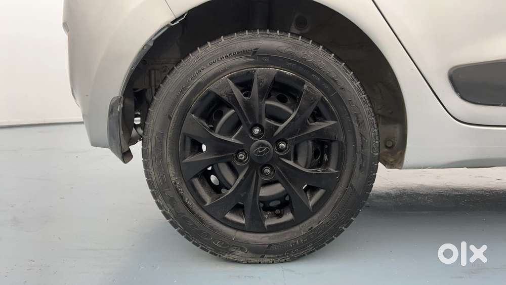 Hyundai Grand I10 1.2 Kappa Sportz, 2015, Petrol