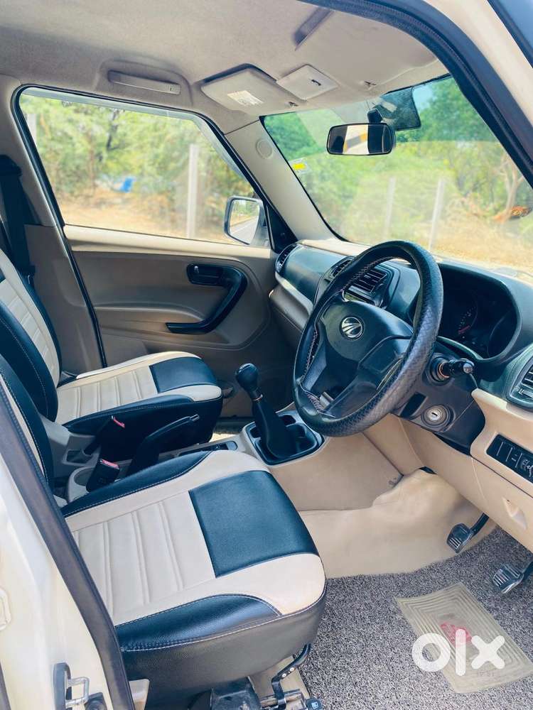 Mahindra Tuv 300 T4, 2018, Diesel