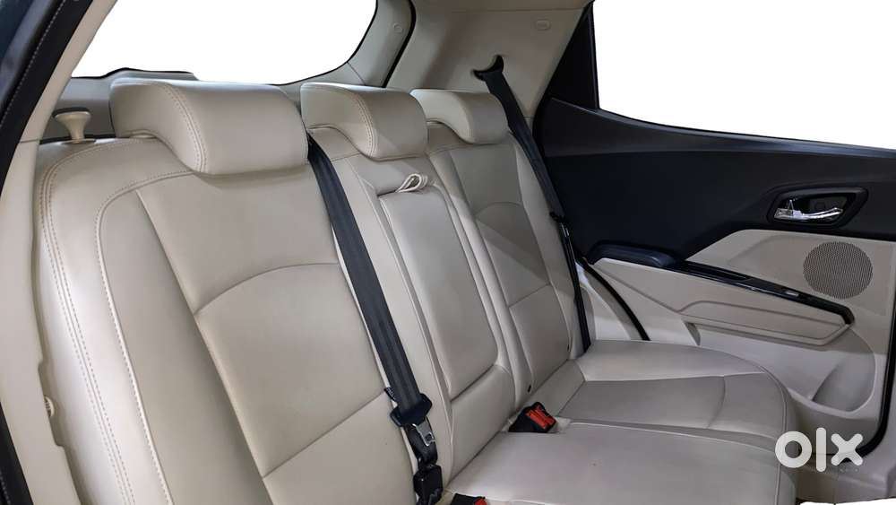 Mahindra Xuv300 W8 Option Diesel, 2019, Diesel