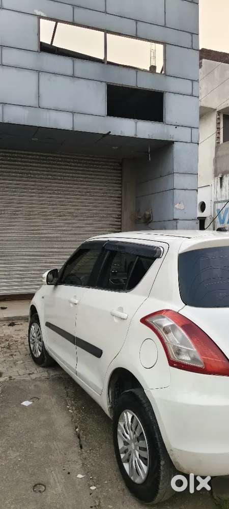Maruti Suzuki Swift 2016