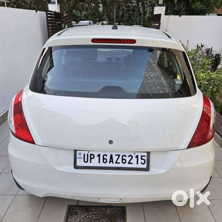 Maruti Suzuki Swift Lxi Optional-o, 2015, Petrol