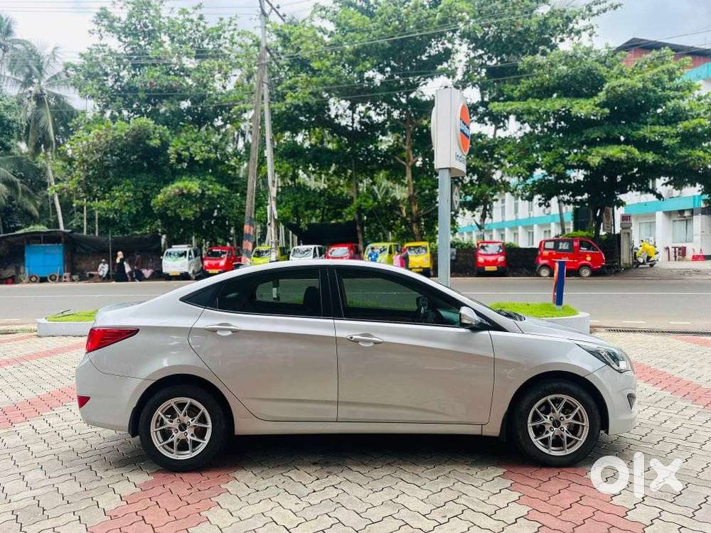 Hyundai Verna Fluidic 1.6 Vtvt, 2015, Petrol