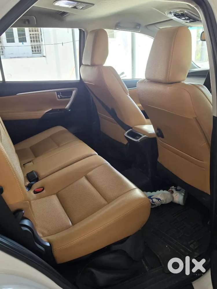 Toyota Fortuner Automatic