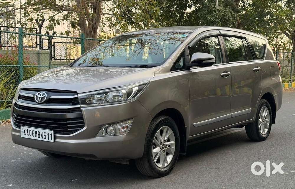 Toyota Innova Crysta 2.4 G Mt, 2017, Diesel