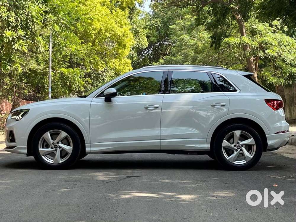 Audi Q3 40 Tfsi Premium Plus, 2023, Petrol