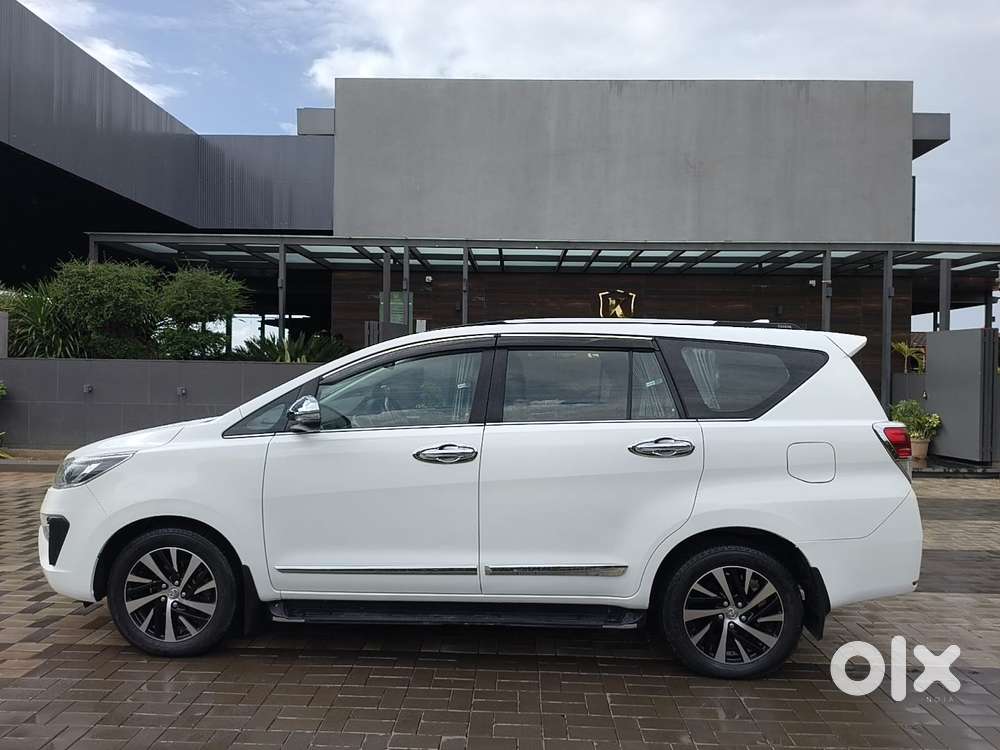 Toyota Innova Crysta [2020-ongoing] 2.4 Zx At 7 Str, 2022, Diesel