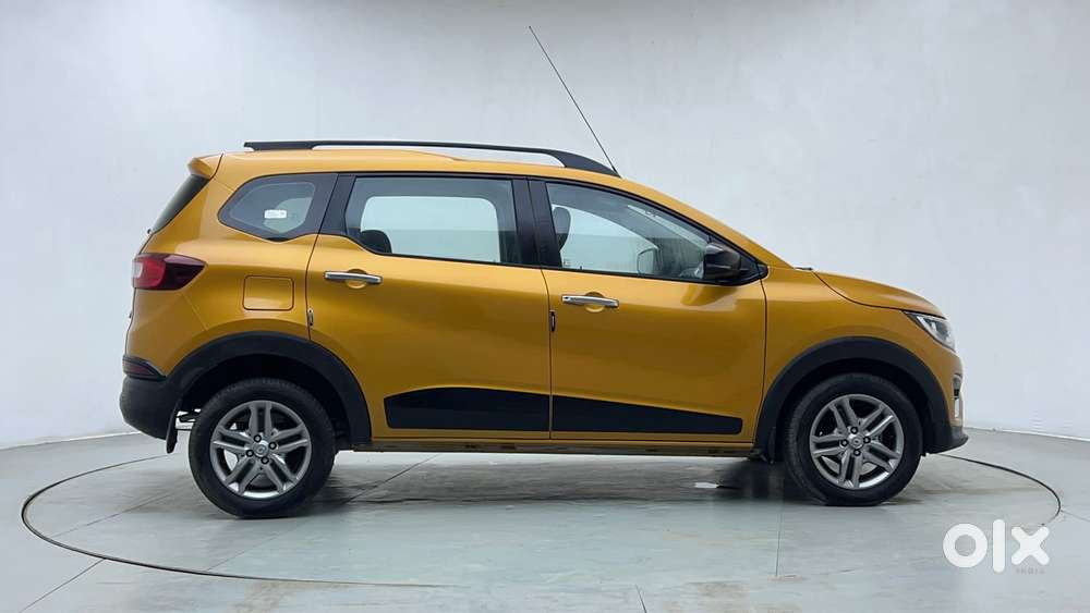 Renault Triber Rxz Easy-r Amt, 2025, Petrol