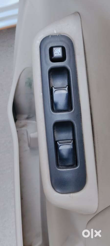 Maruti Suzuki Swift Dzire 1.2 Vxi Bsiv, 2024, Cng & Hybrids
