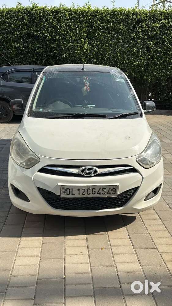 Hyundai I10 Sportz Cng Fitted With All Accessories