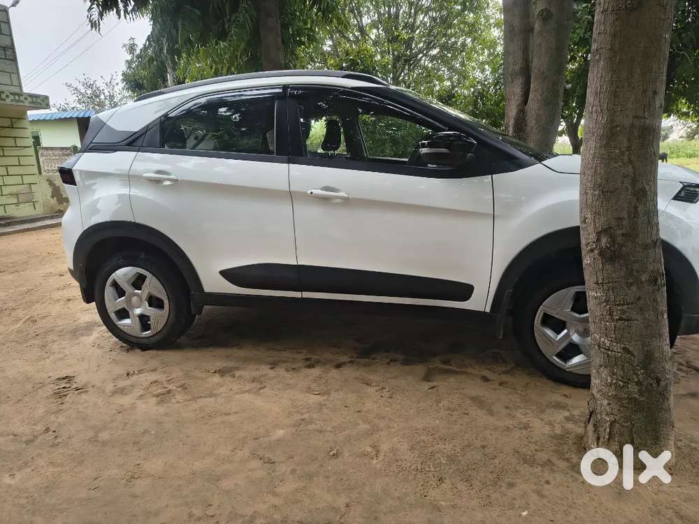 Tata Nexon Petrol 2025 Variant
