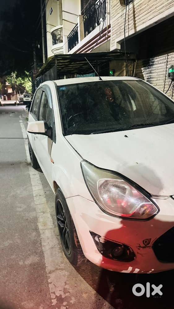 Ford Figo Petrol 2014