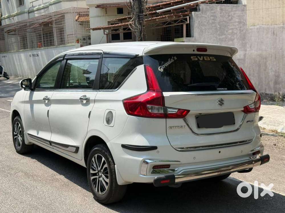 Maruti Suzuki Ertiga Zxi Shvs, 2022, Petrol