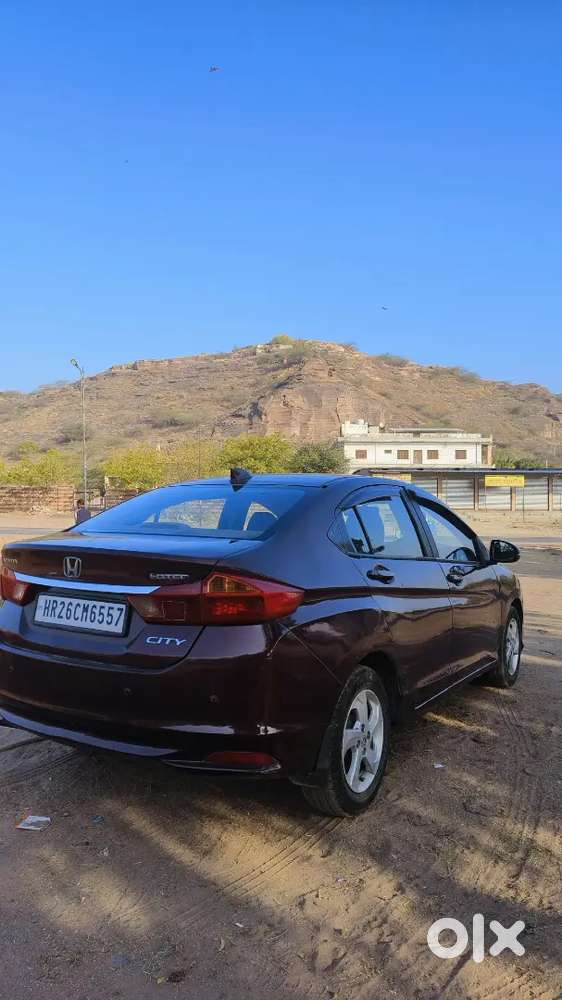 Honda City 2015 Diesel Well Maintained 92561and 50562