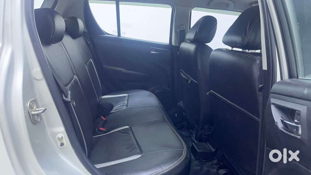 Maruti Suzuki Swift Vxi Optional, 2017, Petrol