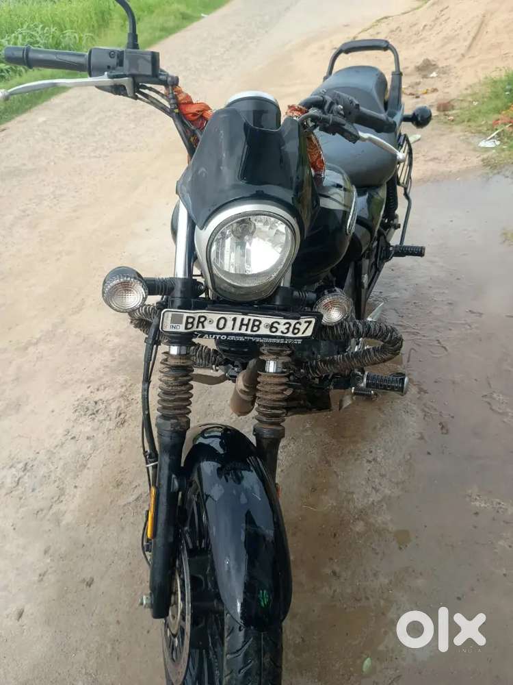 Bajaj Avenger Street 160